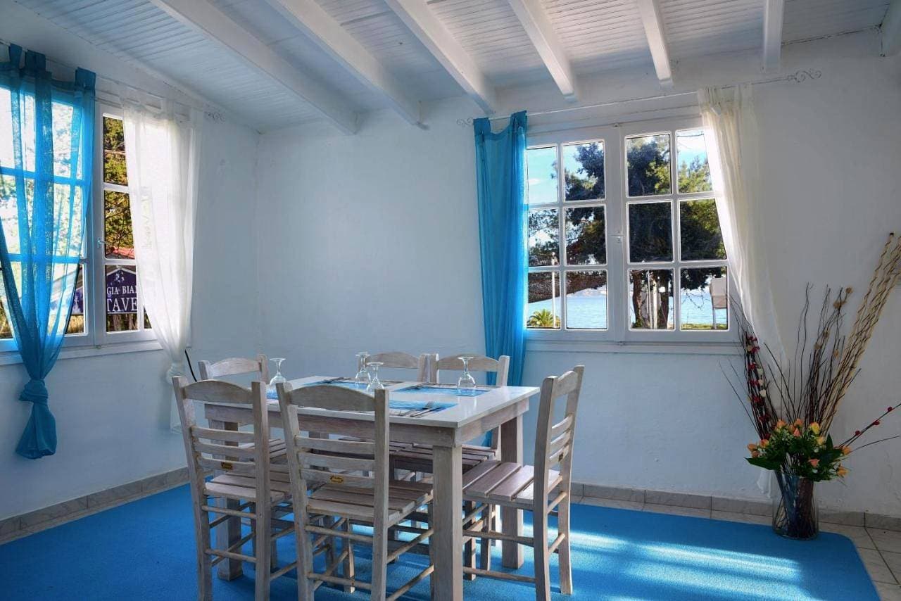 Foto 5 von 5: Three-Bedroom House