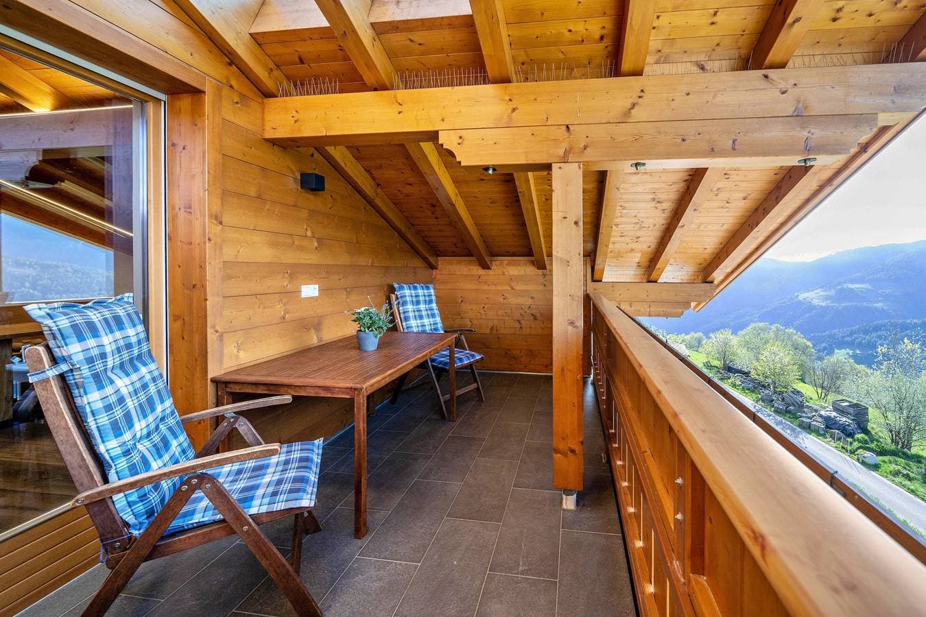 Foto 2 von 13: Ferienwohnung 'Matscherhof Helena' mit Bergblick, Gemeinschaftsgarten und Balkon