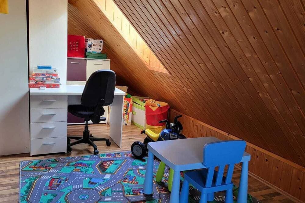 Foto 13 von 18: Geräumige, kinderfreundliche Ferienwohnung im ruhigen Wesertal