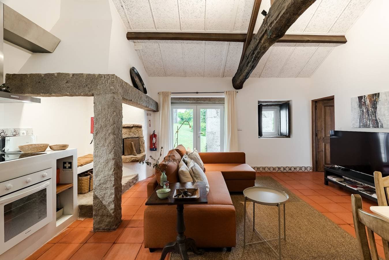 Foto 10 von 25: Ferienhaus 'Eira Country House' mit Bergblick und Pool