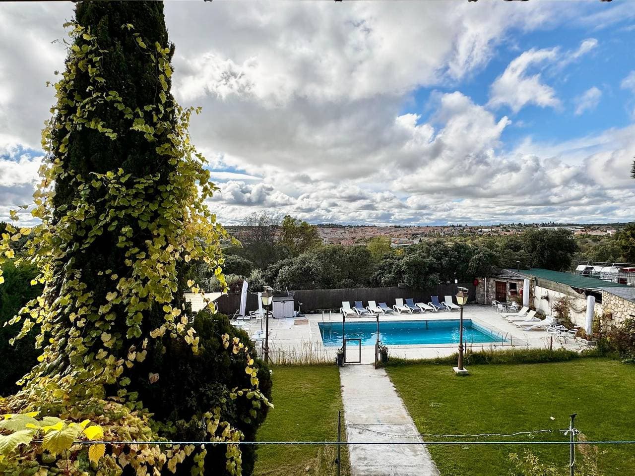 Foto 8 von 40: Apartment in Galapagar with Pool and Sauna