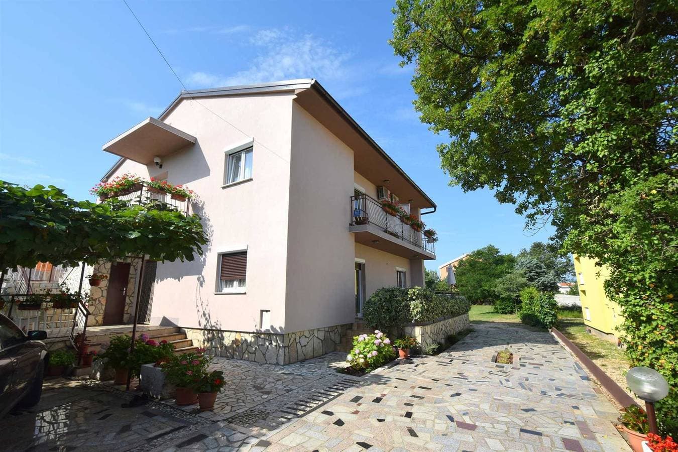 Studio Apartment Josipa 3 1