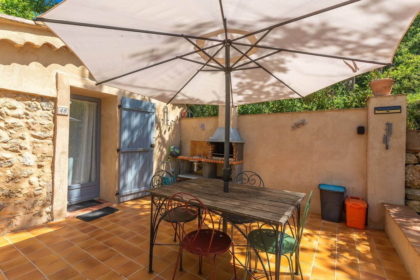 Foto 3 von 21: Ferienhaus 'Cabanon Provençal - Le Clos Madame' mit Gemeinschaftspool, WLAN & Klimaanlage