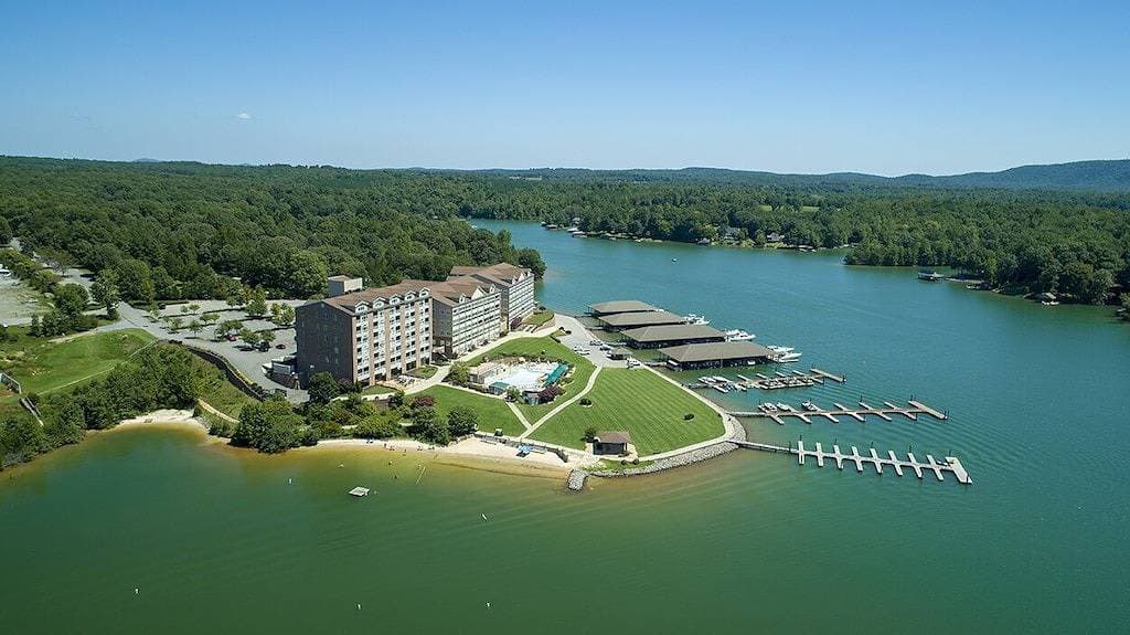 Foto 13 von 23: #118 Pointe - 1 Bedroom Lakefront Condo at Mariners Sml