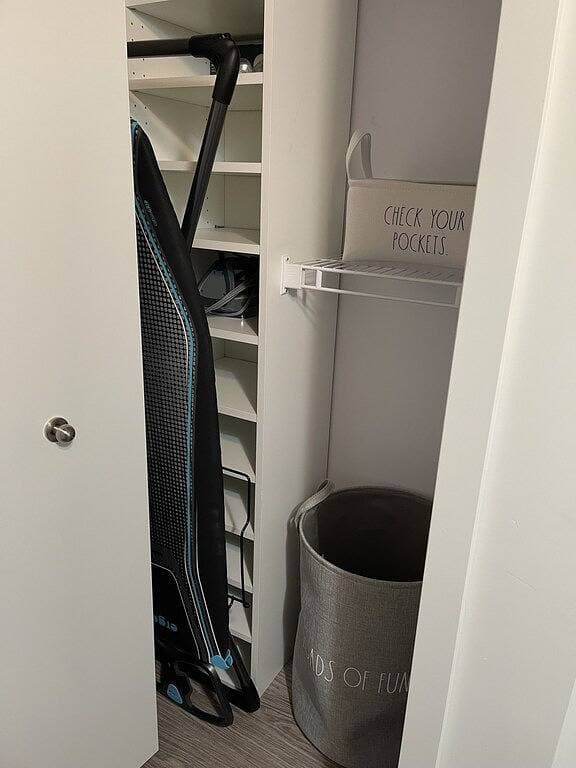 Foto 11 von 32: Free Parking Ny Style Condo in Exchange District