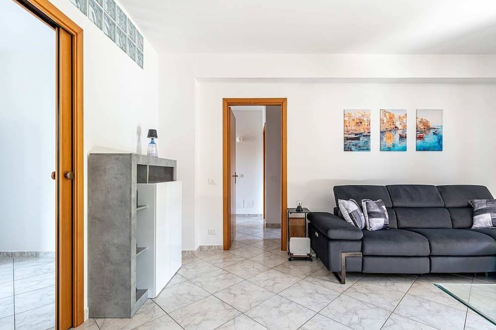 Foto 13 von 27: Spacious Apartment close to the Beach-Isola Summer