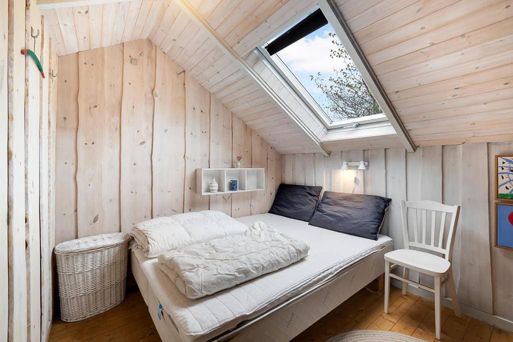 Foto 13 von 22: Gemütliches, helles Haus mit schöner Holzterrasse auf eingezäuntem Grundstück