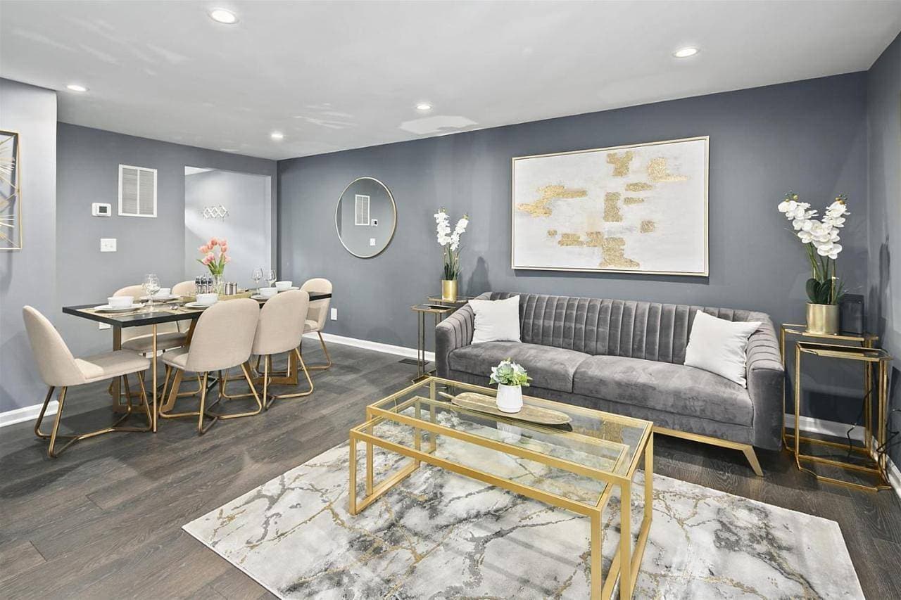 Charming 3 bdr Thome, Suburban Nhbrhd, Near DC 1