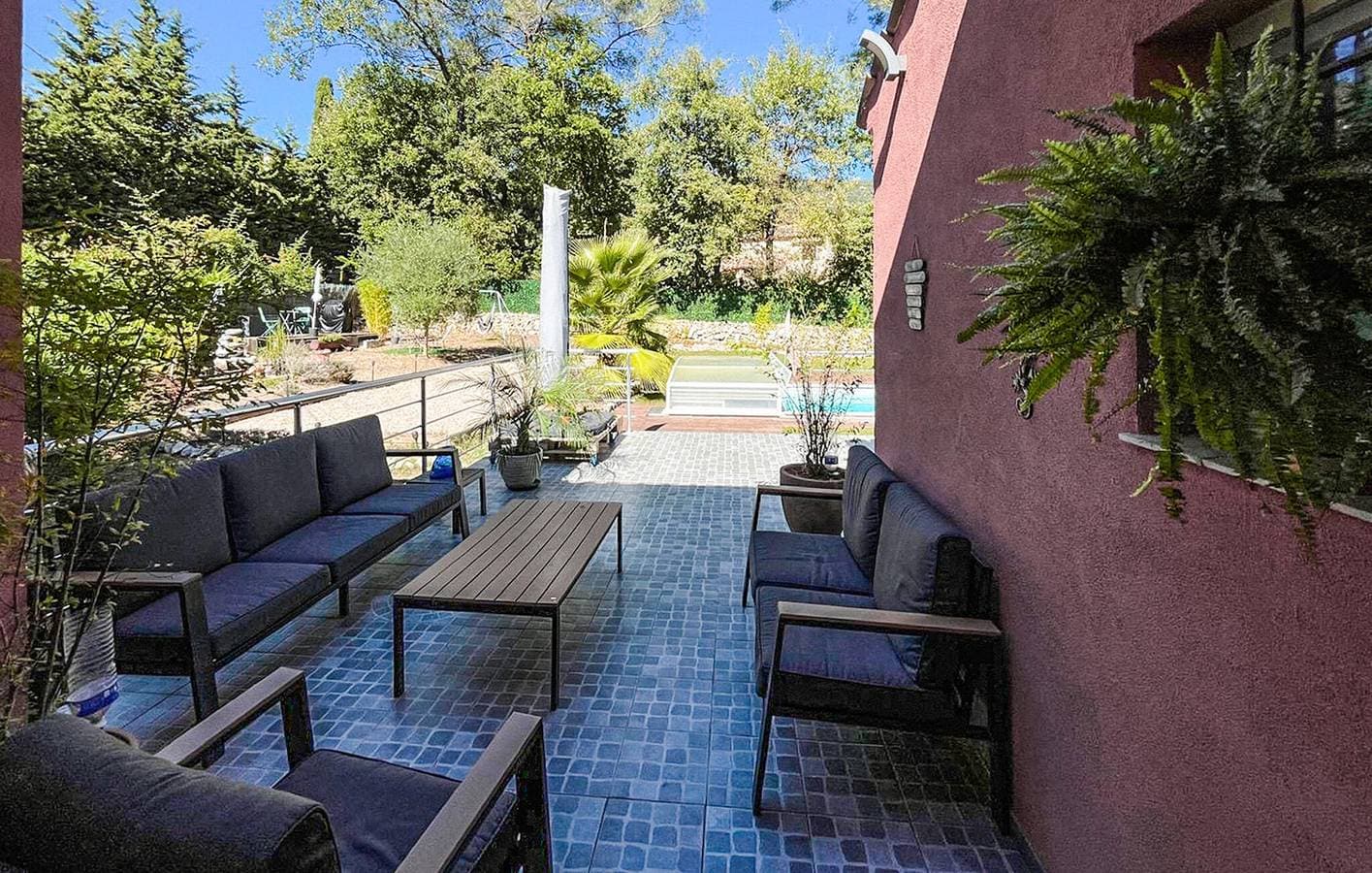 Foto 9 von 21: Gemütliche Wohnung mit Pool, Terrasse & WiFi - 2km von Cabris