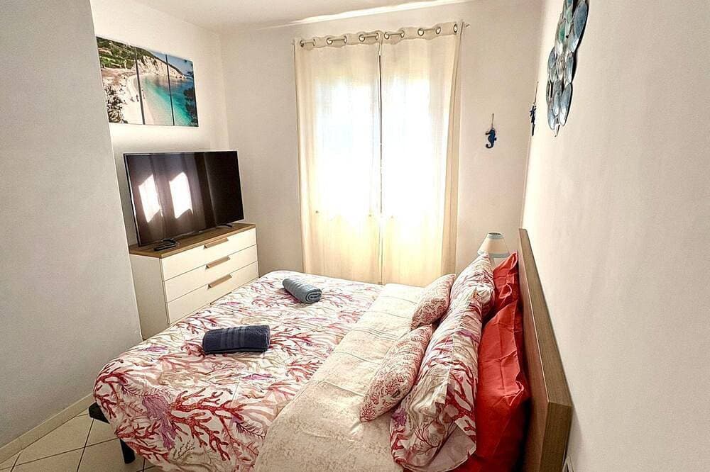 Foto 3 von 13: Charming 1-bedroom apartment in delightful Portoferraio with AC