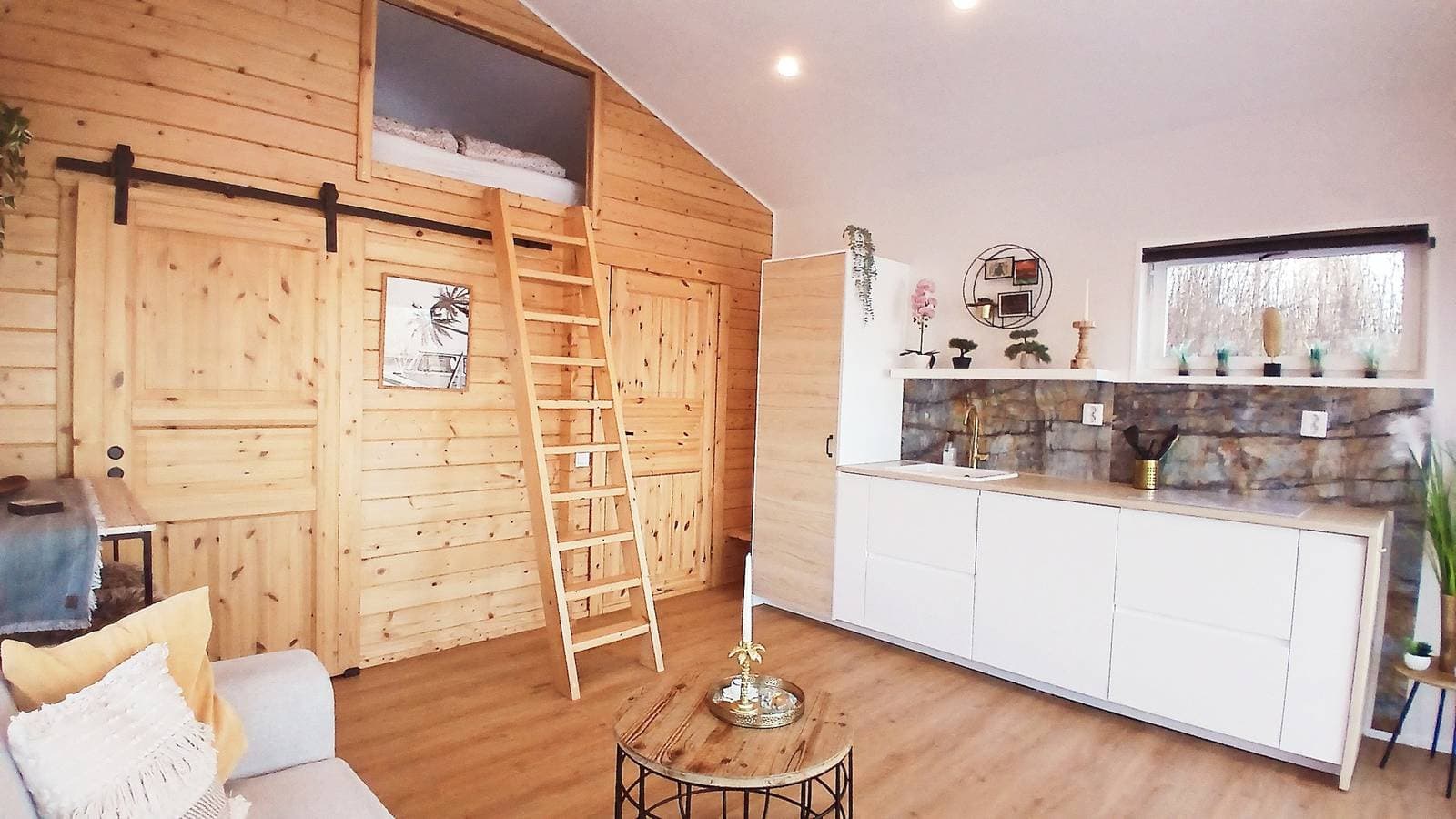Foto 6 von 43: Lodge für 6 Personen mit Balkon