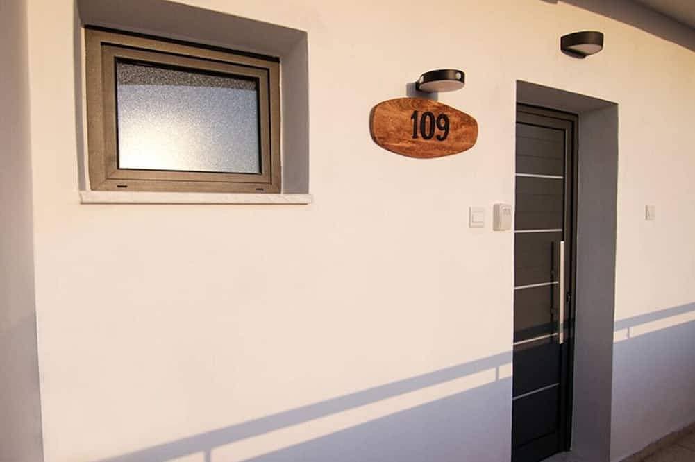 Foto 11 von 30: Phaedrus Living: Seaside Luxury Flat Athina 109