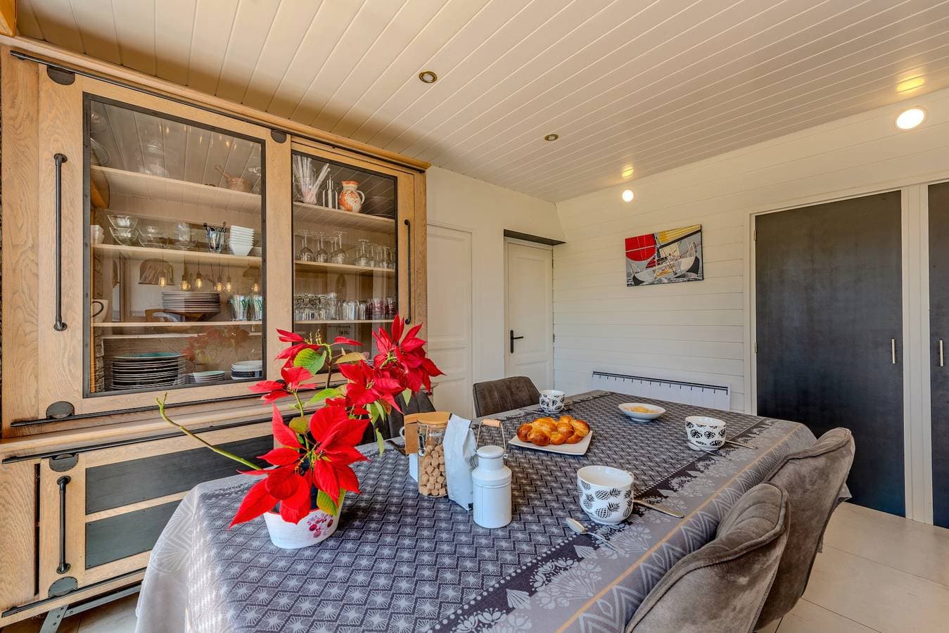 Foto 10 von 26: Ferienhaus 'Maison Avec Spa À 700m De La Plage' mit privater Terrasse, privatem Garten und Wi-Fi