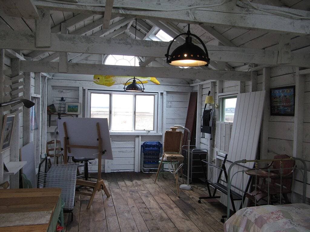 Picture Perfect ~ Oceanfront ~ Balkon ~ Haustierfreundlich ~ Feuerstelle ~ Art Studio ~ Deck ~ WiFi 1