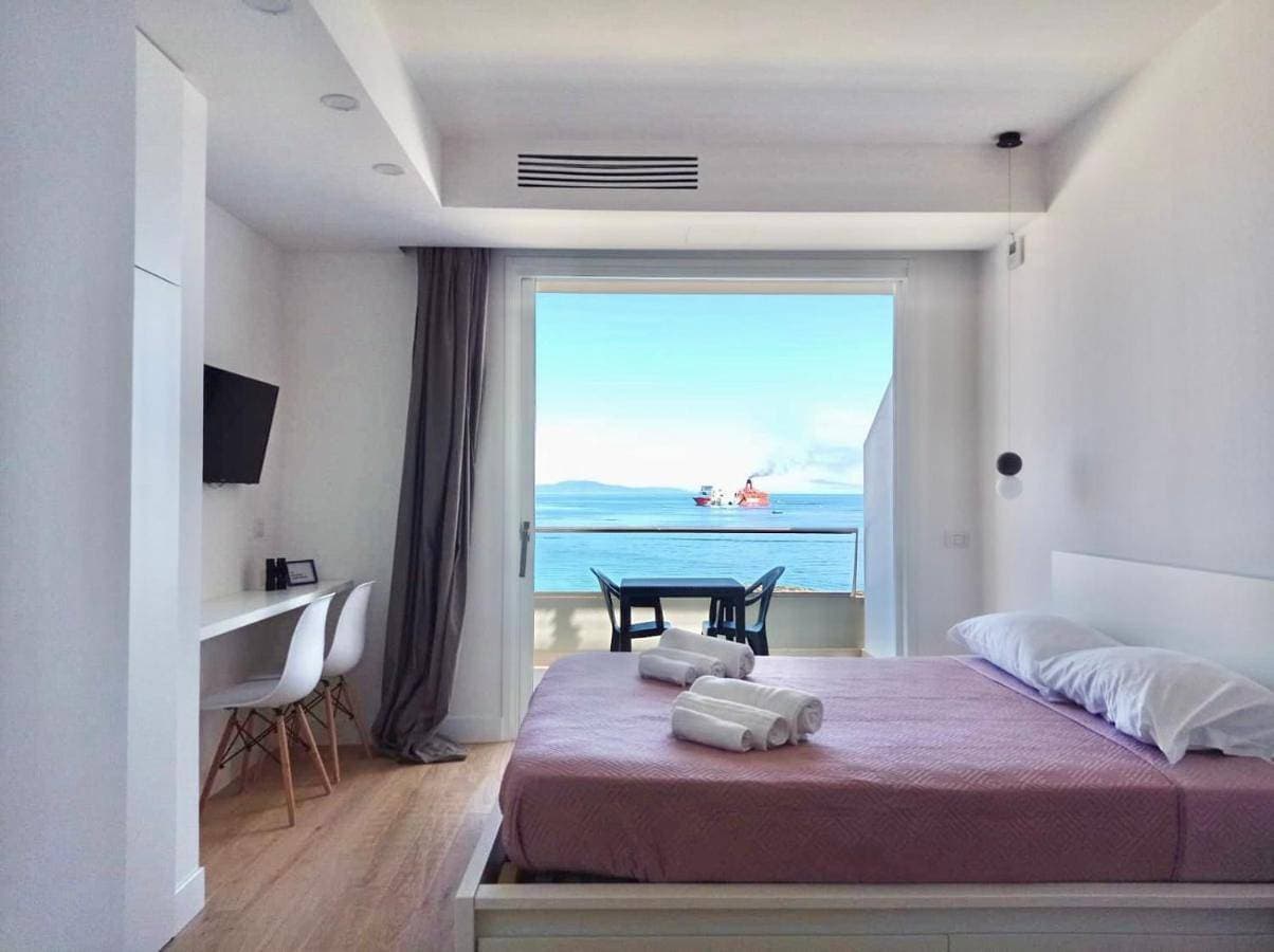 Foto 2 von 25: Studio with Sea View