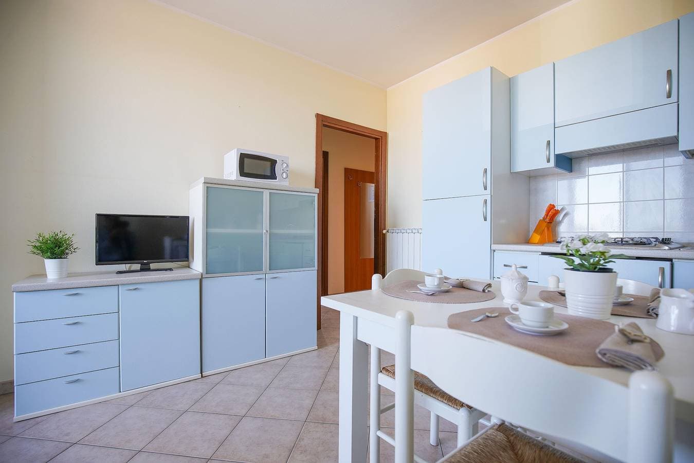 Foto 3 von 12: Villa für 6 Personen mit Balkon/Terrasse