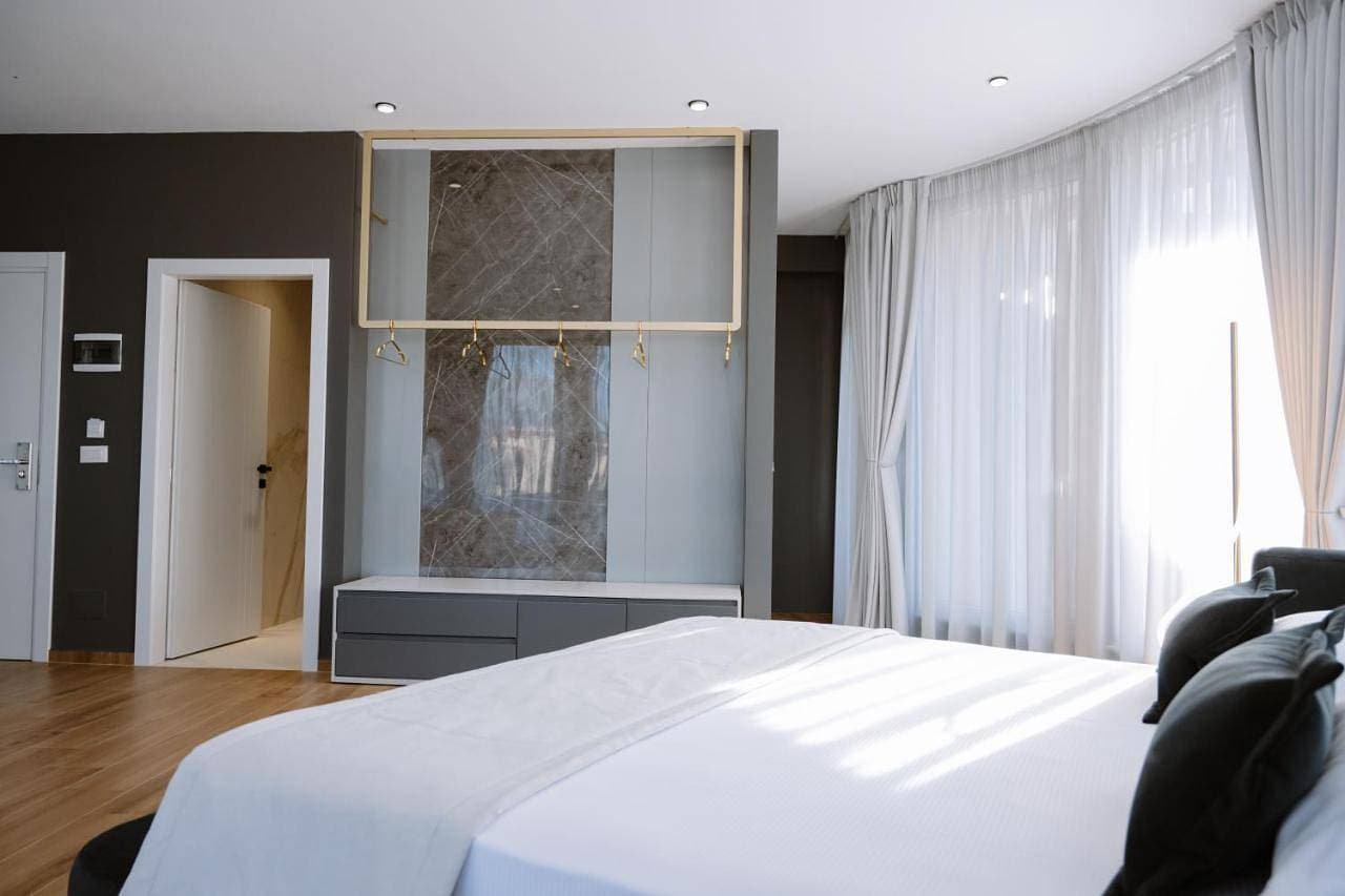 Foto 5 von 16: Double Room with Balcony