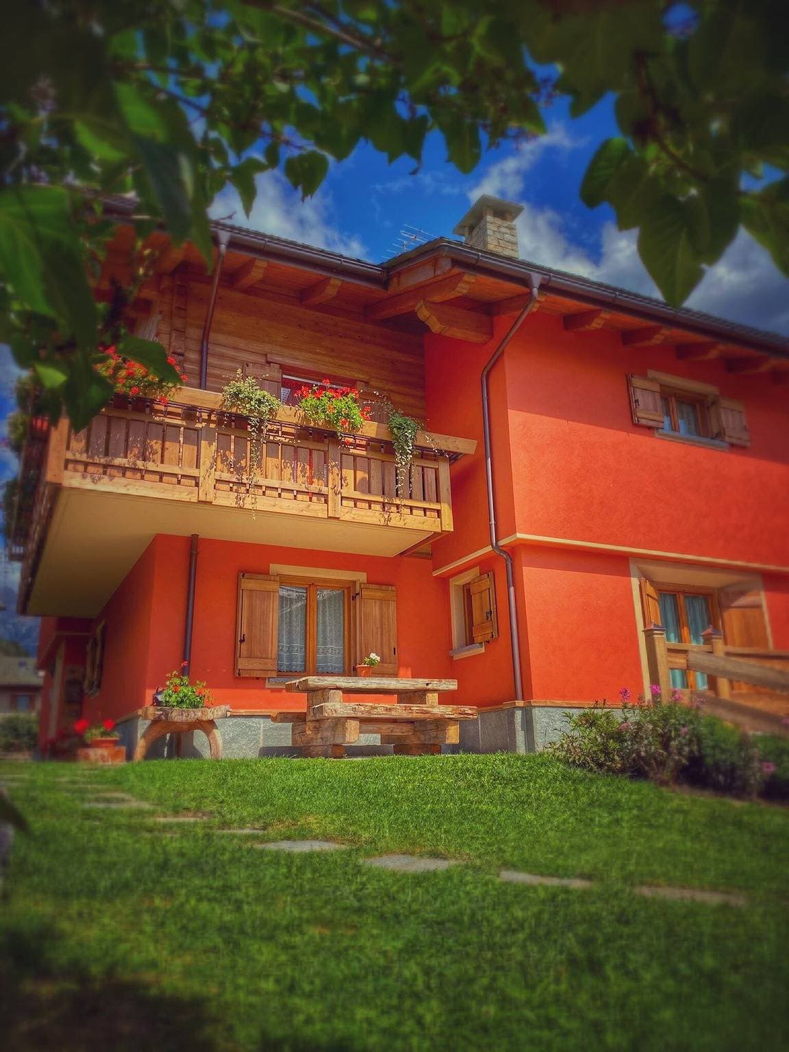 Foto 6 von 37: Ferienwohnung 'Casa Clus Bormio 3' mit Bergblick, Privatem Garten und Wi-Fi