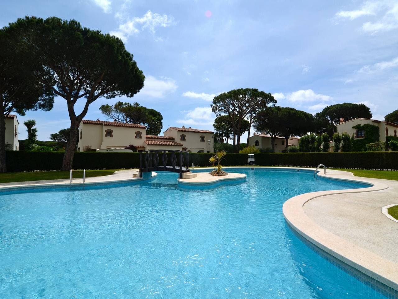 Foto 9 von 27: Ferienhaus in Pals mit Pool und Garten