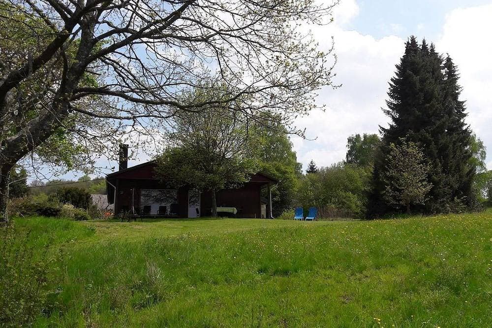 Jagdhaus Maja, Deutschland 1