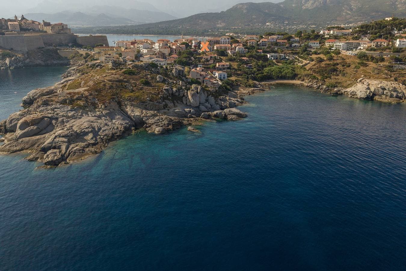 Foto 2 von 30: Casa François – Appartement rénové à 100 m de la plage de Calvi