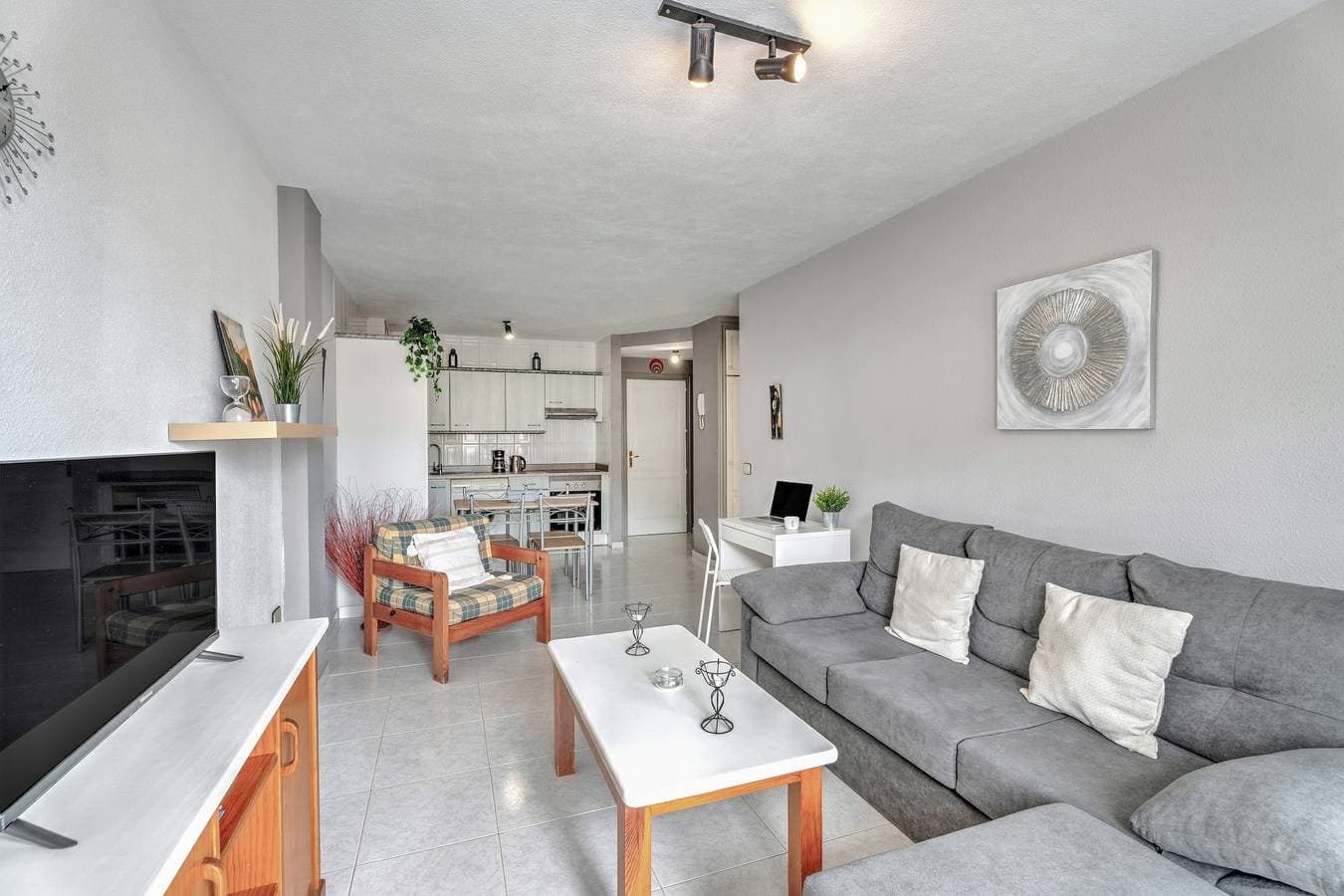Foto 5 von 21: Ferienwohnung 'Retama' mit Meerblick, privater Terrasse und WLAN