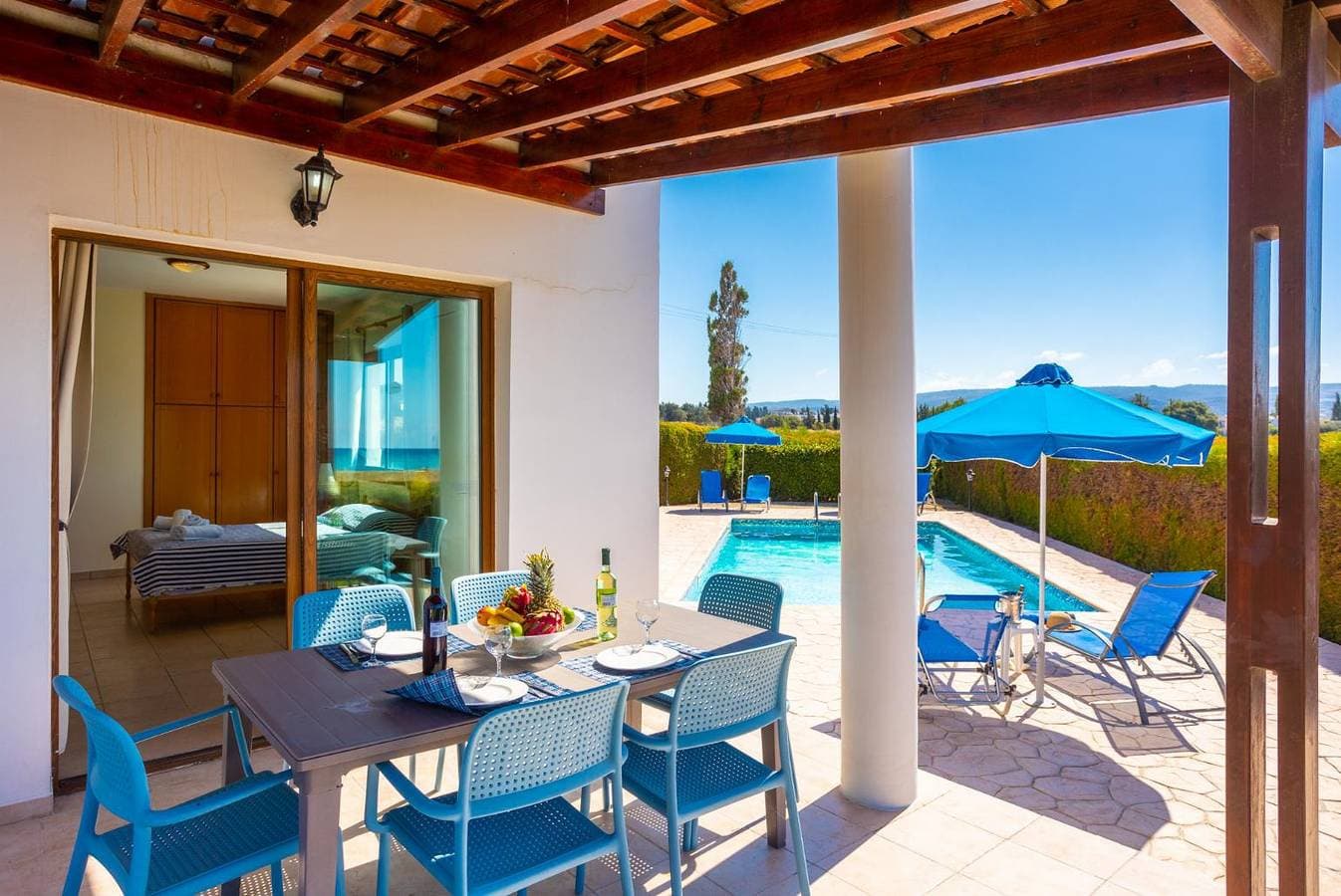 Foto 6 von 32: Villa für 6 Personen mit Terrasse
