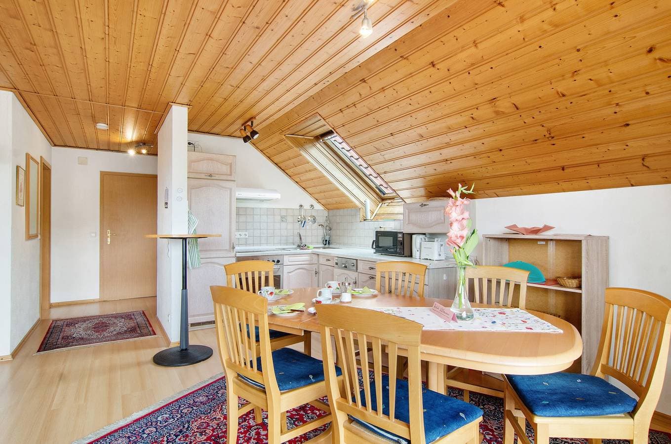 Foto 8 von 24: Apartment 'Bodenseeblick' mit Seeblick, privater Terrasse und WLAN