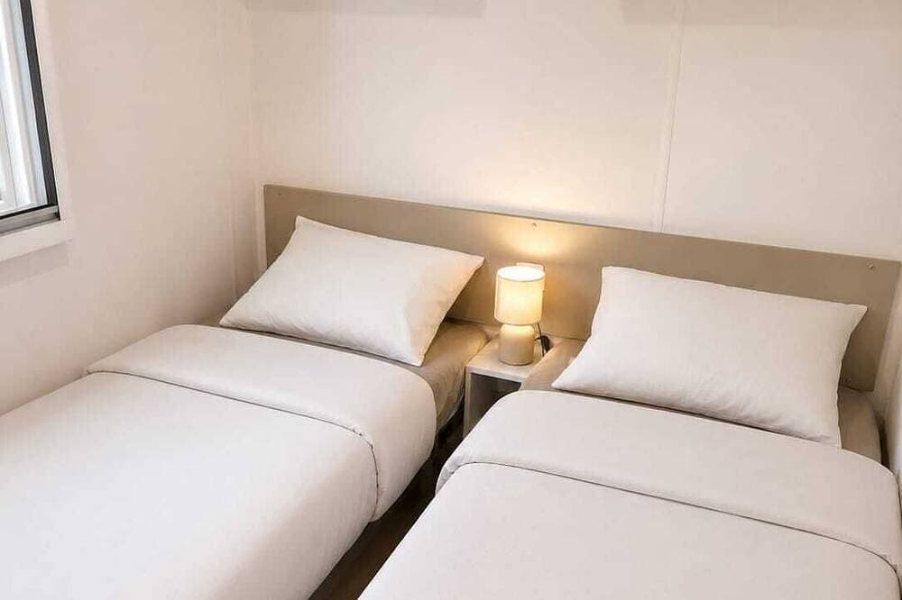 Foto 3 von 20: Mobil home 3 rooms 4/6 pers - linen & cleaning included - Camping 4* Pégomas (Cannes)