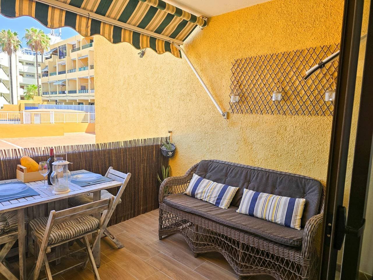 Foto 2 von 25: Komfort in Playa La Arena: Pool, Terrasse und privater Parkplatz