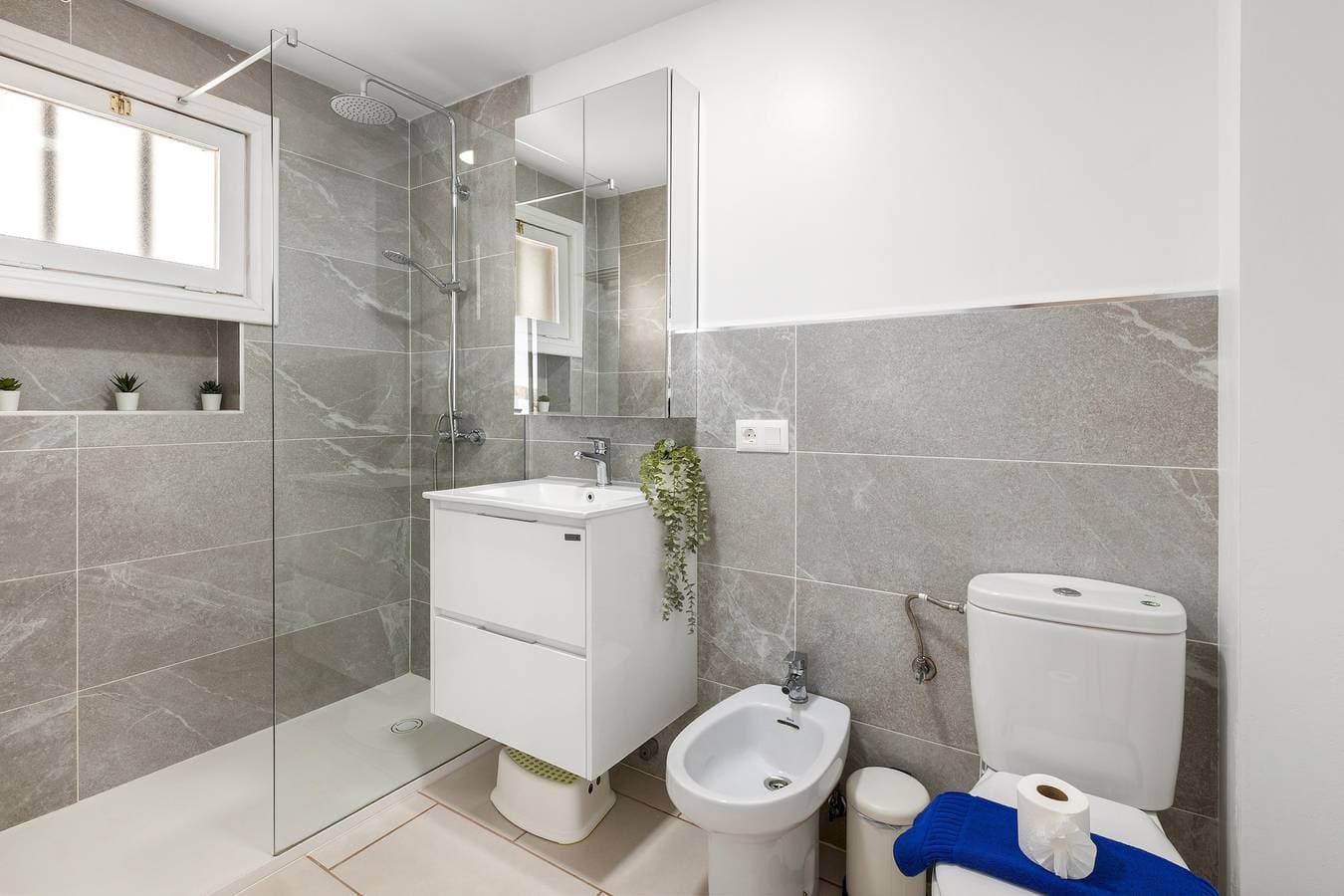 Foto 12 von 27: Ferienwohnung für 4 Personen mit Pool