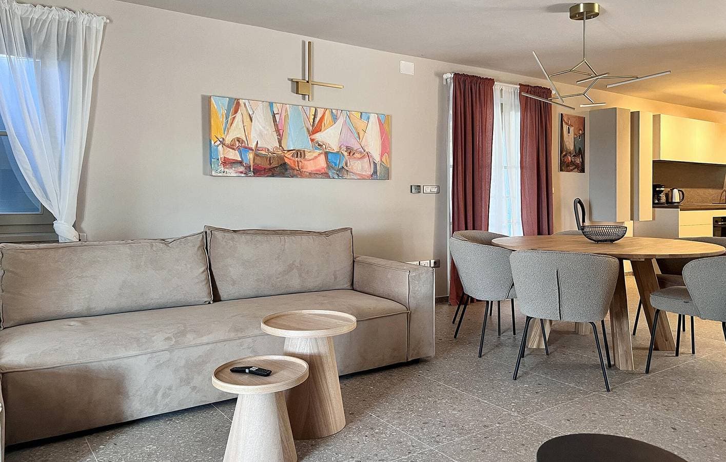 Foto 8 von 37: Gemütliche 2-Zimmer-Wohnung mit Pool, WLAN und Parkplatz in Labinci, in der Nähe von Restaurants