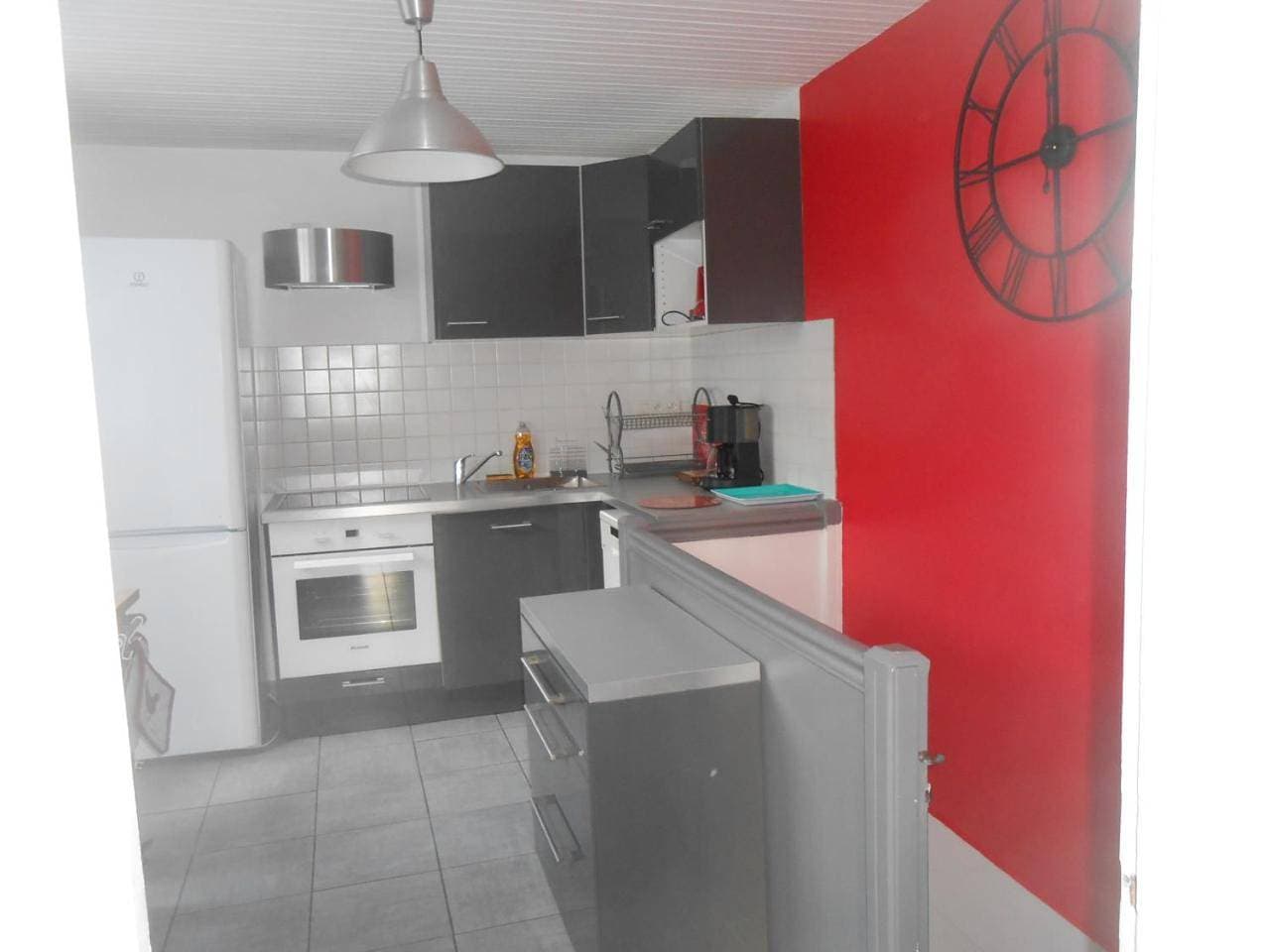 Foto 9 von 43: Three-Bedroom House