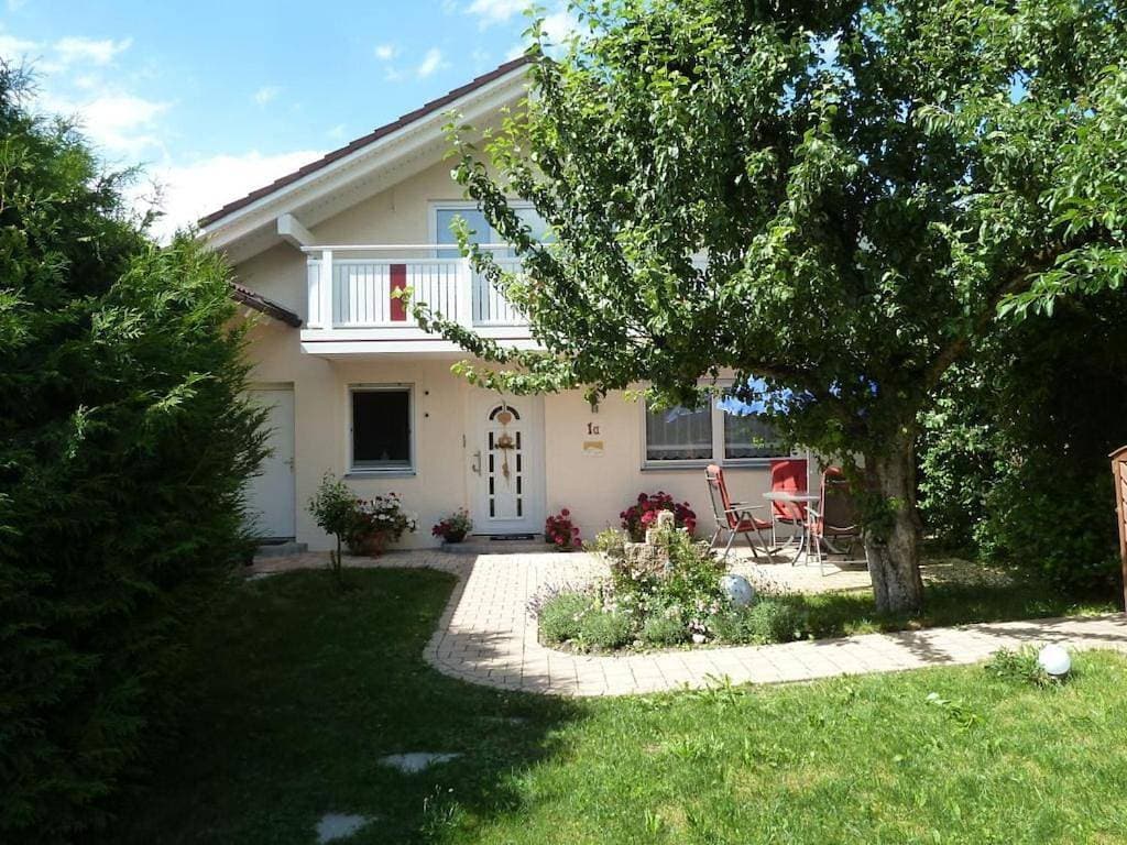 Foto 3 von 29: Two-Bedroom Holiday Home
