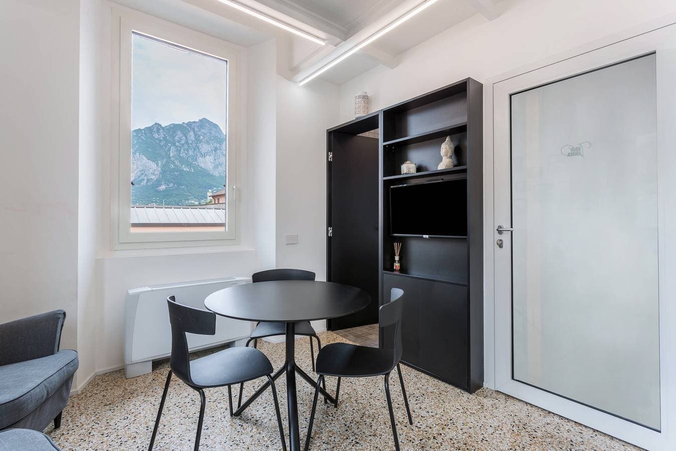 Foto 8 von 21: Ferienwohnung "Varenna amorevole dimora in Lecco" mit Klimaanlage