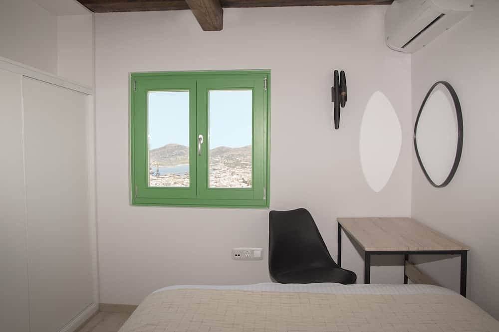 Foto 7 von 22: Ano Siroa. Cycladic house with amazing views