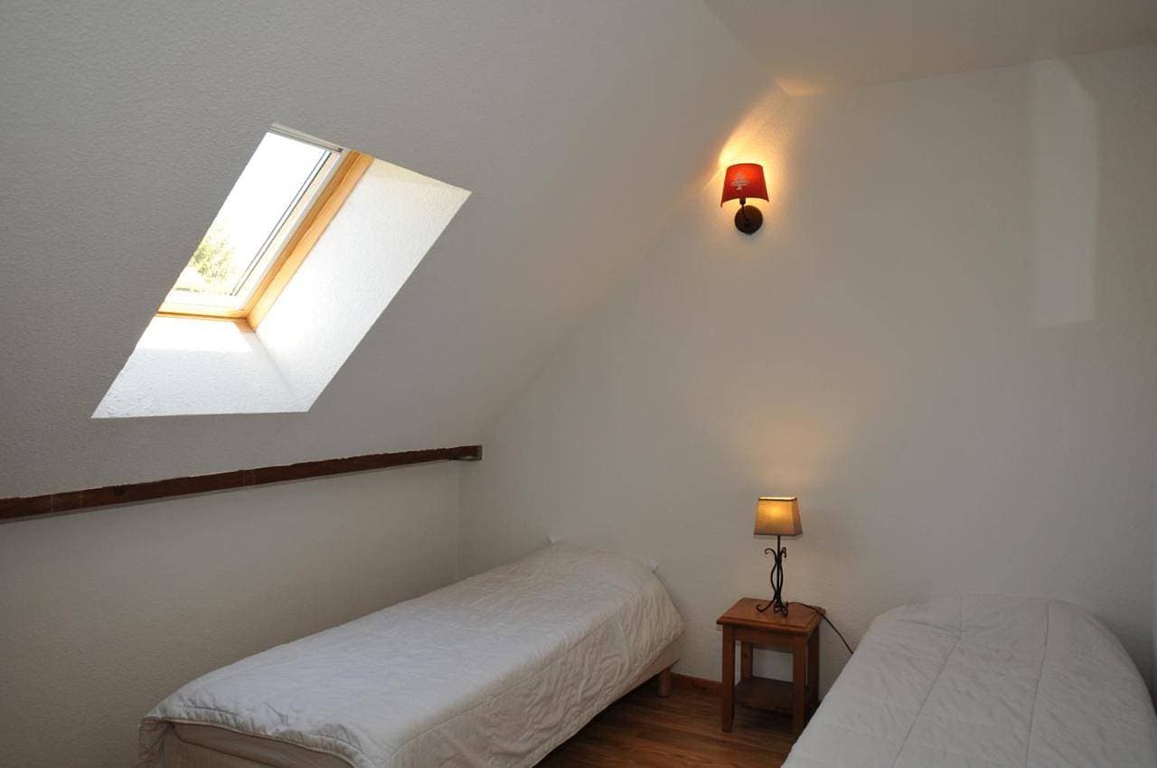 Foto 11 von 13: Two Bedroom Duplex Apartment (8 people)