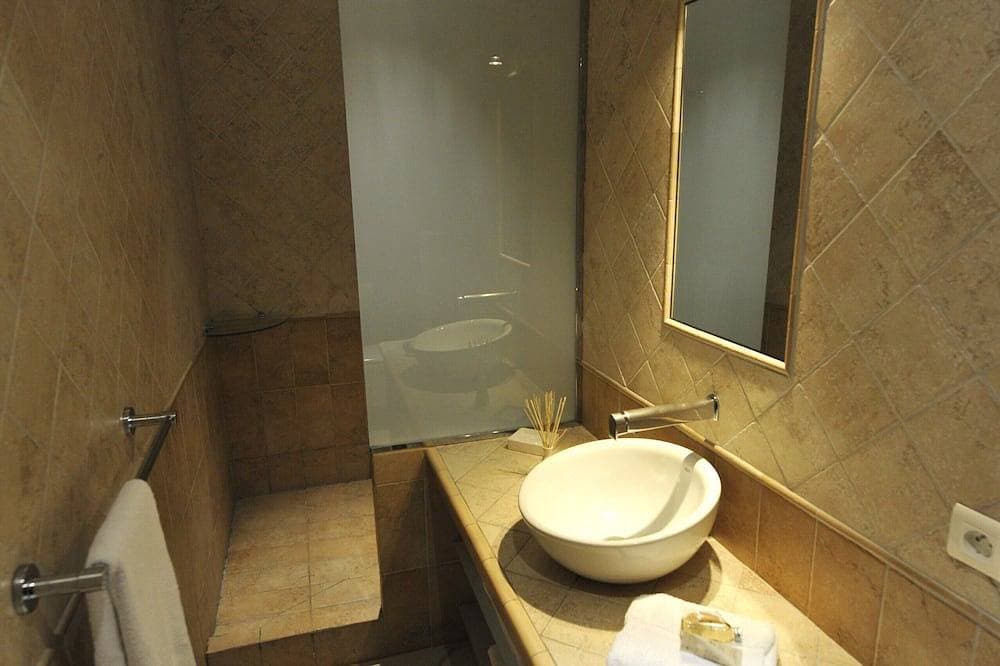 Foto 4 von 13: Bastide du Soleil - 2-Zimmer-Wohnung mit Terrasse, Swimmingpool in der Residenz