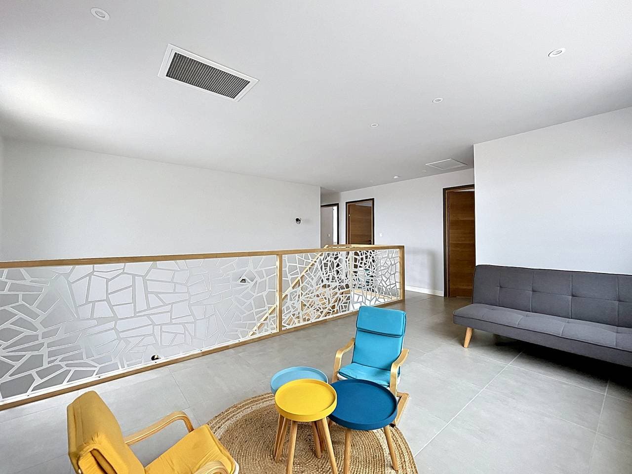 Foto 11 von 29: Zeitgenössische Villa mit Pool und Bergblick