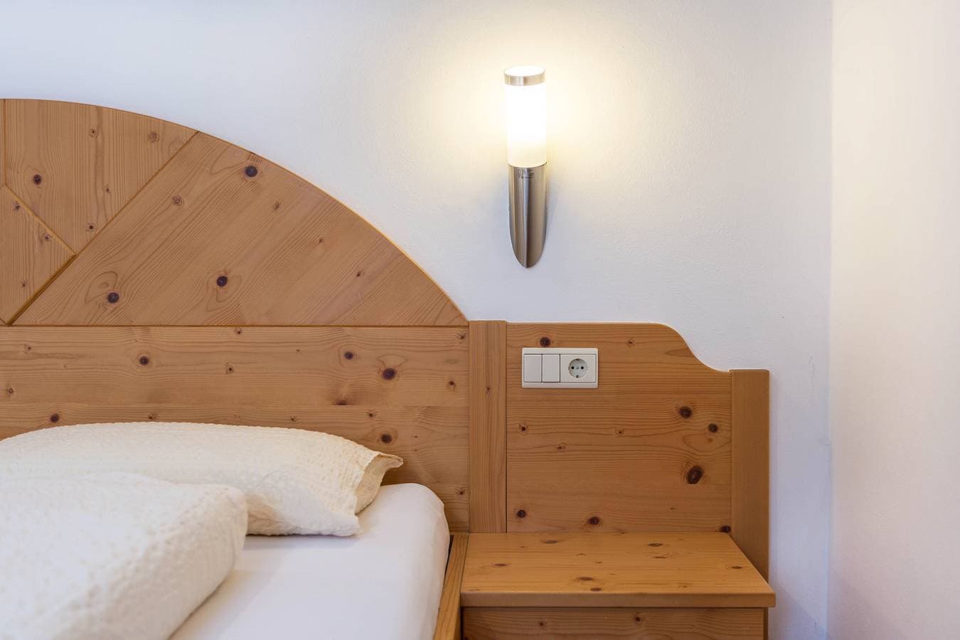 Foto 8 von 22: Gemütliche Ferienwohnung "Euringer Villa Erna" mit Blick auf die Berge