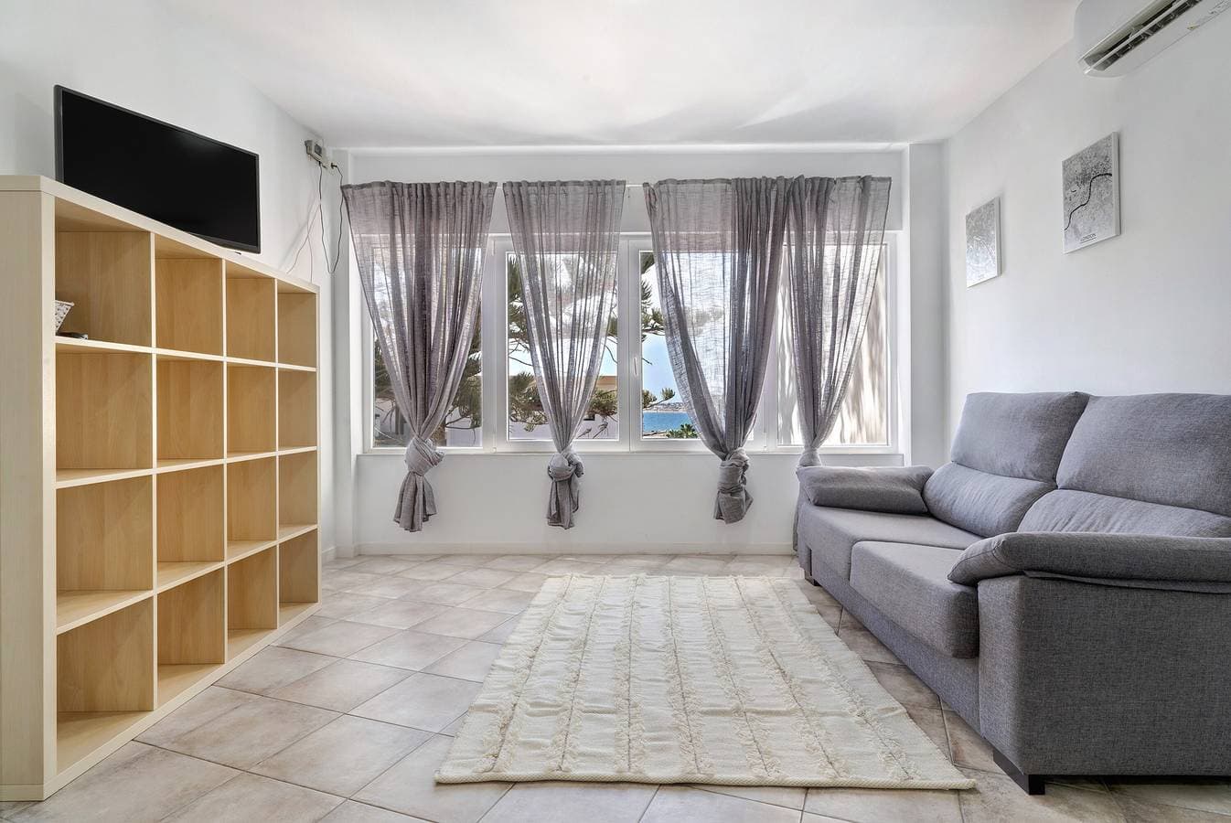 Foto 2 von 17: Ferienwohnung 'Las Flores5' mit Meer- und Strandblick, WLAN und Klimaanlage