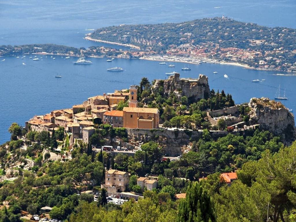 Foto 13 von 18: Ferienwohnung in Èze mit Schwimmbecken