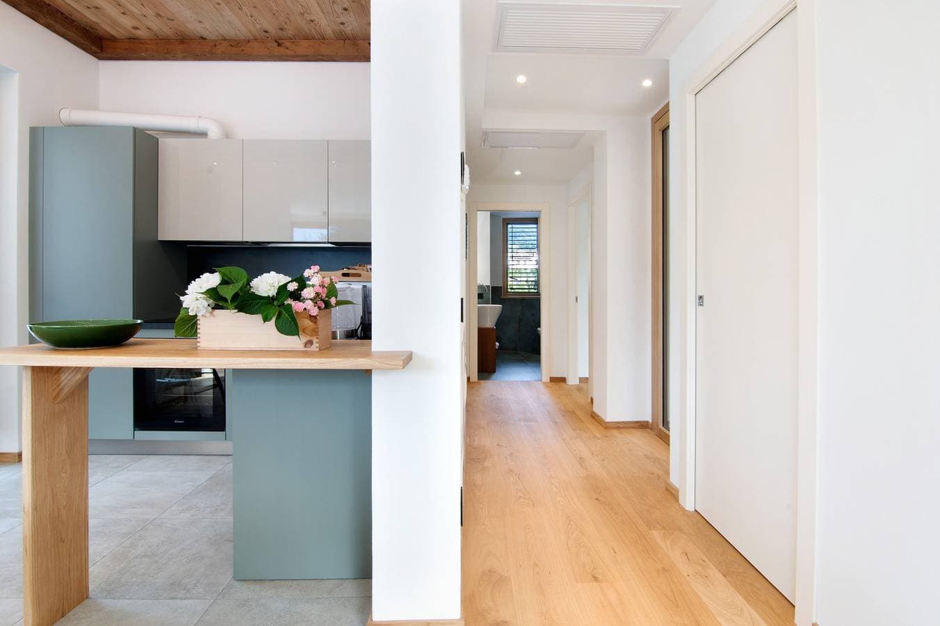 Foto 13 von 40: Ferienwohnung 'La Villa del Lago in Terrazzo' mit Meerblick, WLAN und Klimaanlage