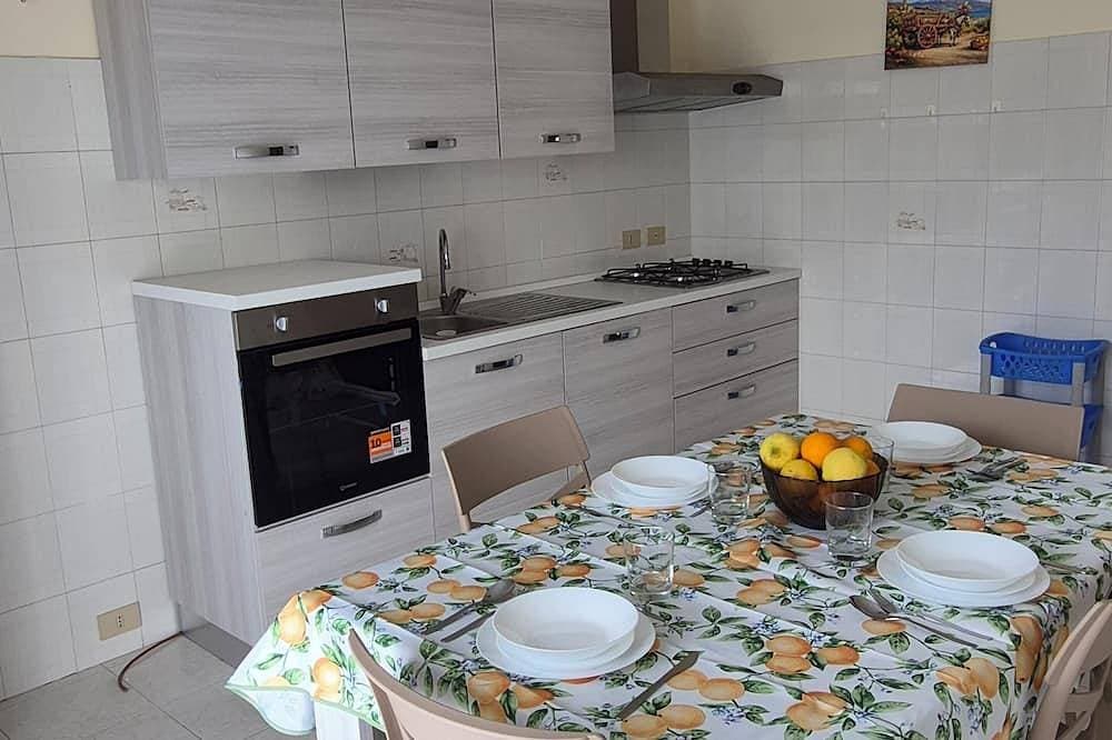 Foto 12 von 14: 100 m² apt with free parking over the citrus garden– for families in Trappitello
