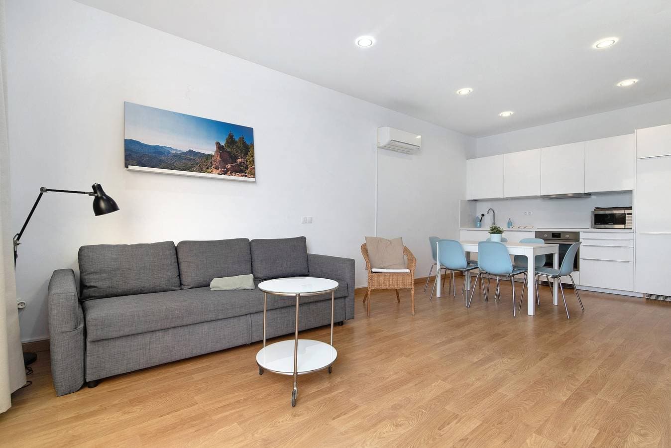 Foto 4 von 26: Ferienwohnung 'Suite Playa y Mar' mit Balkon und Klimaanlage