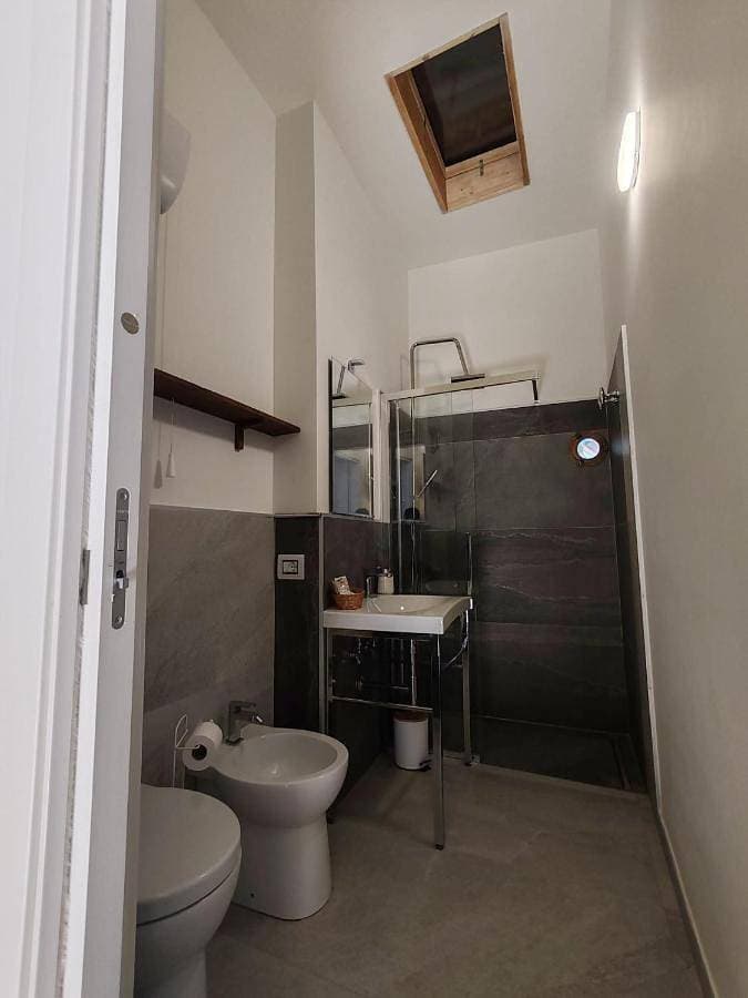 Foto 5 von 19: One-Bedroom Apartment