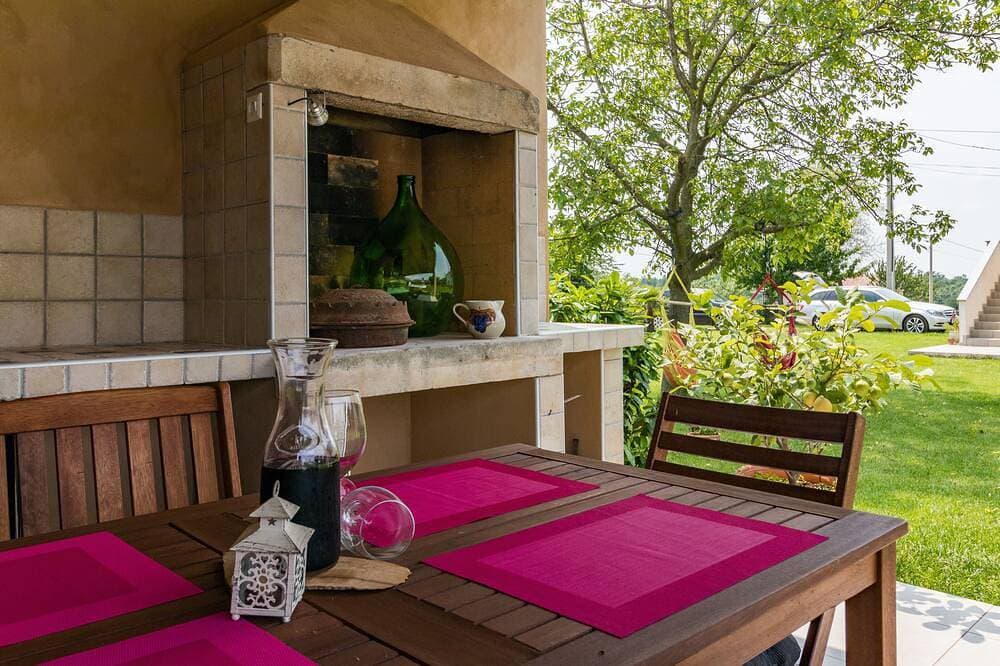 Foto 13 von 30: 9 km vom Meer entfernt, kostenloses WLAN , Grill, Geschirrspüler, Waschmaschine