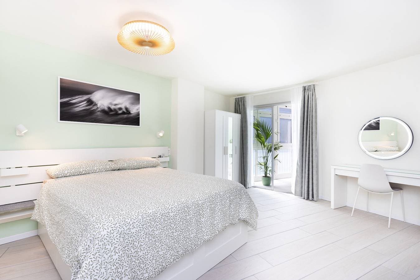 Foto 12 von 40: Ferienwohnung für 3 Personen mit Terrasse