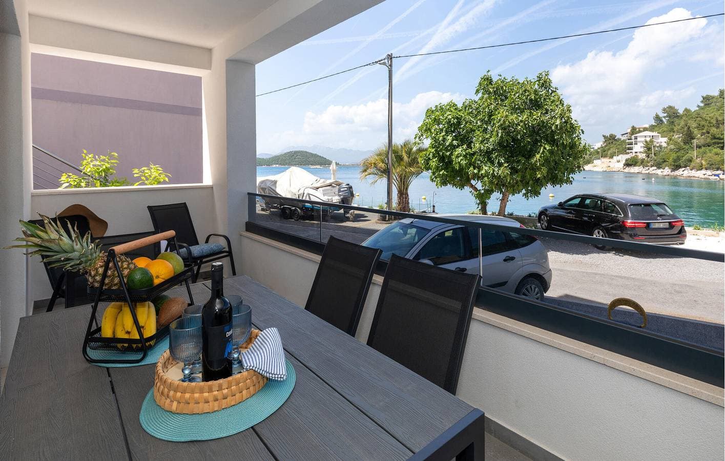 Foto 3 von 29: Gemütliche Wohnung mit Terrasse, WLAN und Parkplatz, 2,5 km vom Strand entfernt