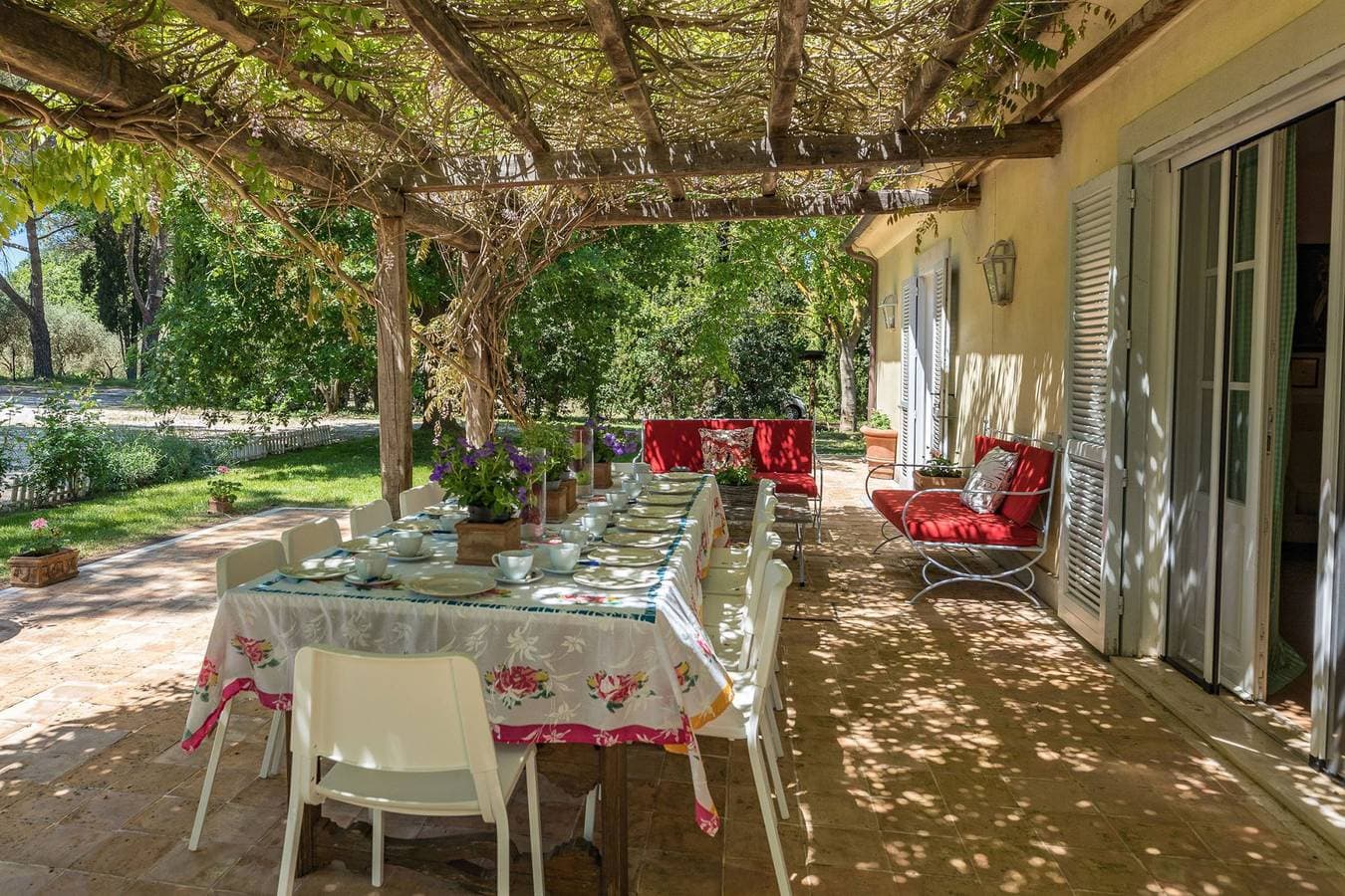 Foto 11 von 54: Villa für 13 Personen mit Garten